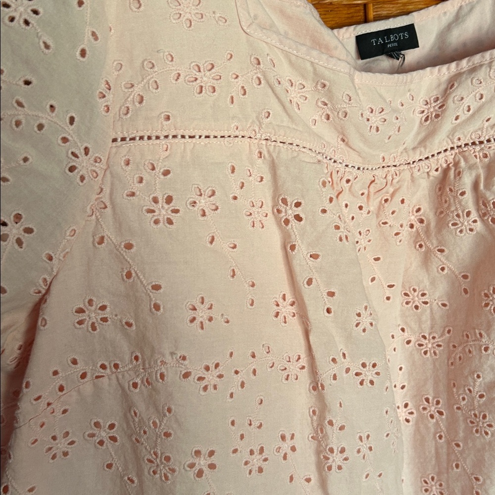 Talbots peach top - Picture 2 of 7